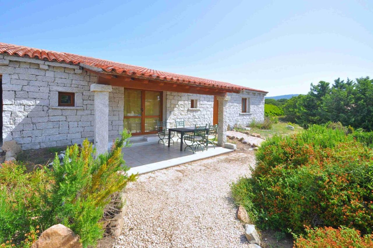 Mare Di Ginepri Apartment Badesi Exterior foto
